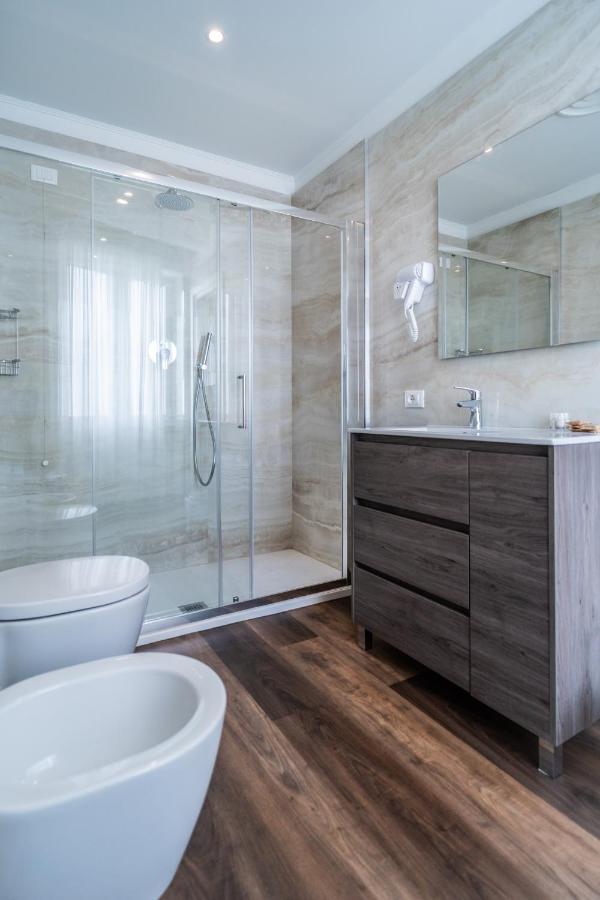 Hotel Globo Suite-Correnti Hotels San Remo Kültér fotó