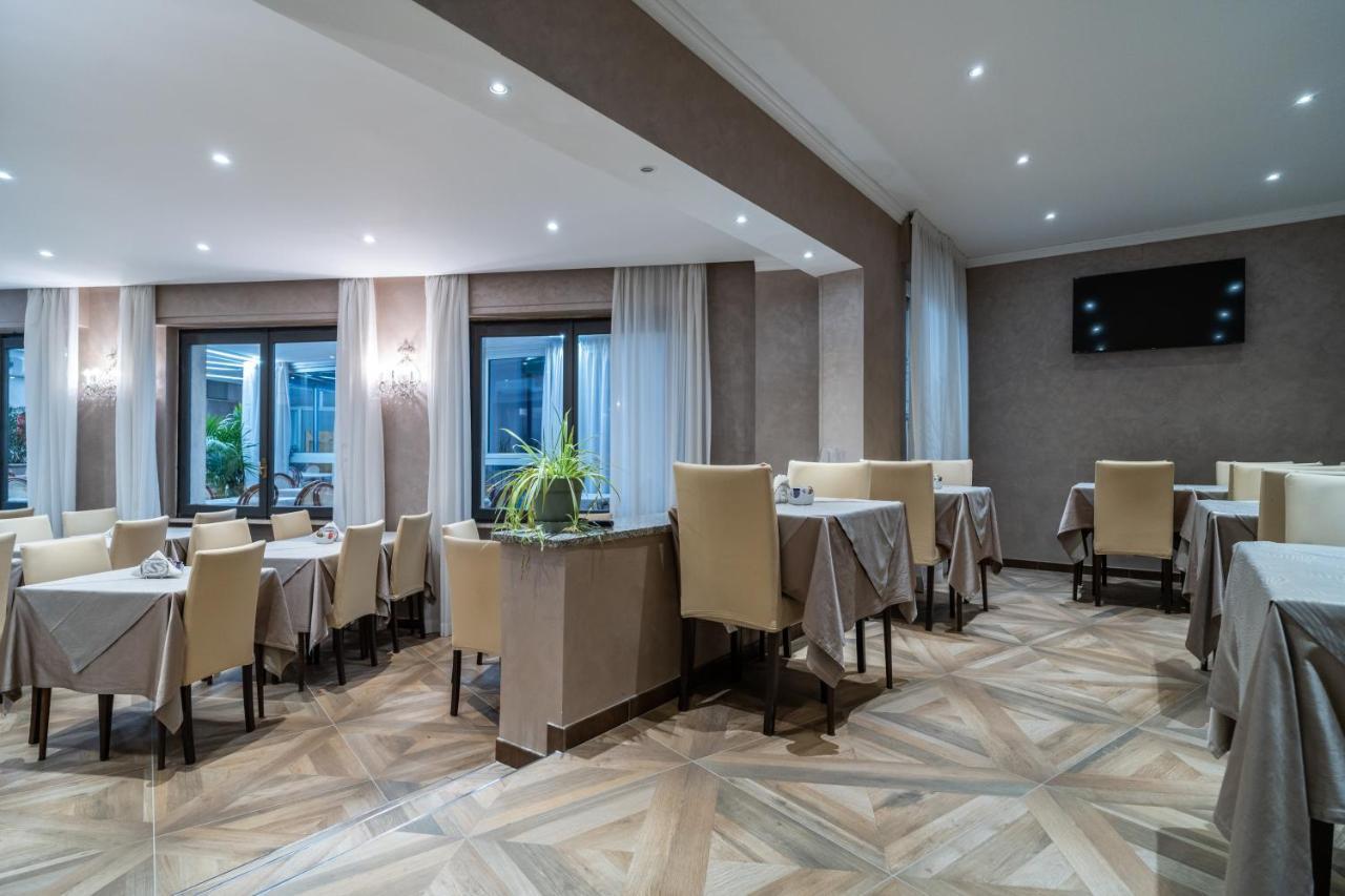 Hotel Globo Suite-Correnti Hotels San Remo Kültér fotó