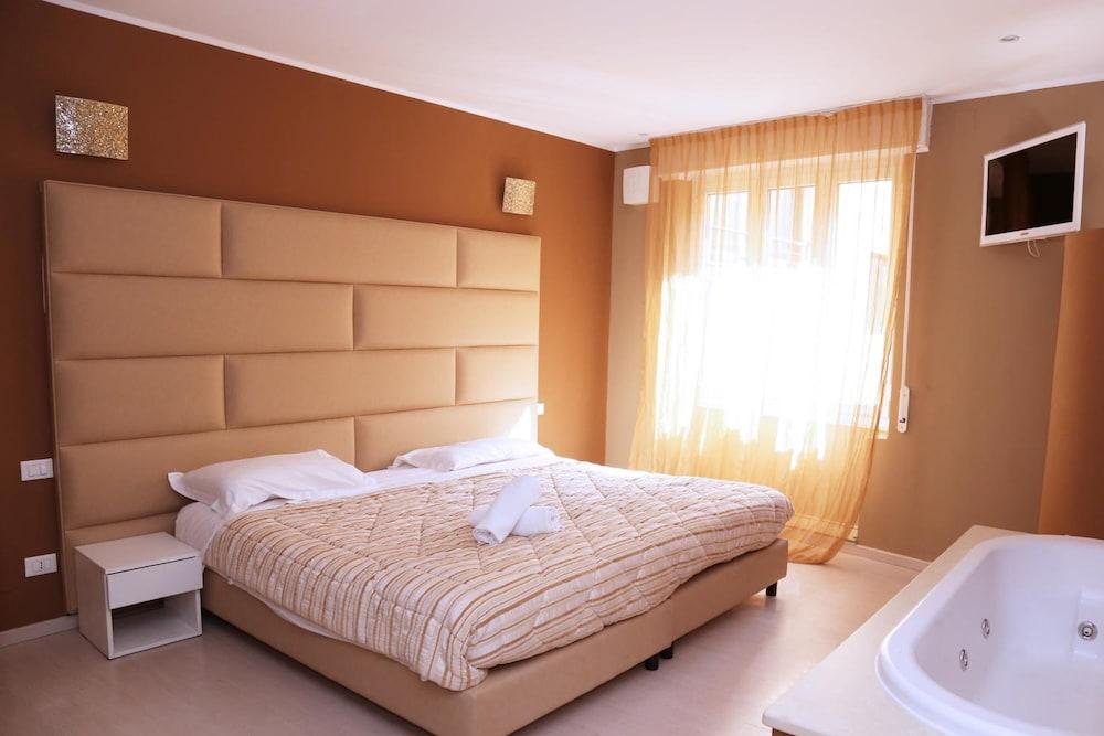 Hotel Globo Suite-Correnti Hotels San Remo Kültér fotó