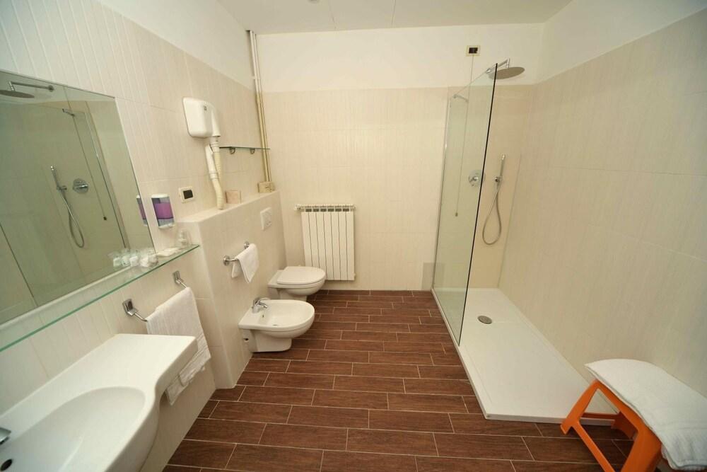 Hotel Globo Suite-Correnti Hotels San Remo Kültér fotó